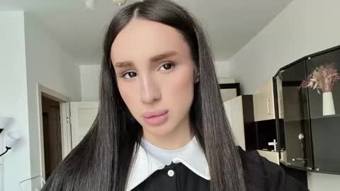 Kim Oberlin online show from February 2026 05:53:01 PM