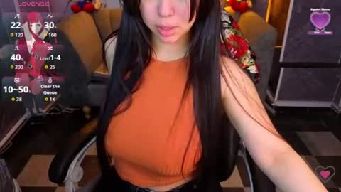 Snapshot of kim_perry_b chatting on June 2026 02:27:02 AM kim_perry_b online show from June 2026 02:27:02 AM