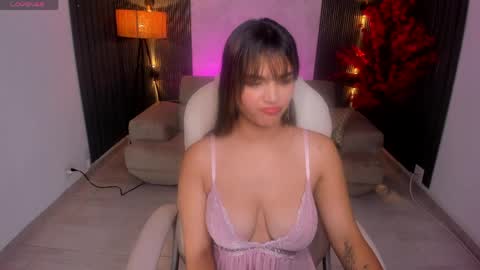 Snapshot of kim_stonee_ chatting on May 2026 07:33:01 PM Kim online show from May 2026 07:33:01 PM