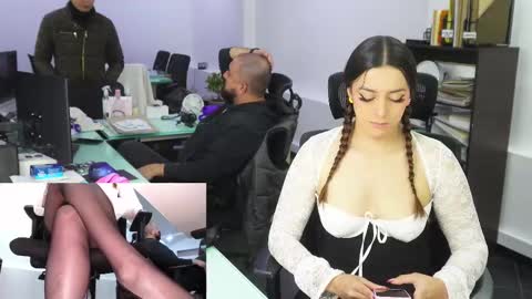 Kimberly 1200-1900 GMT-5 online show from March 2025 06:22:02 PM