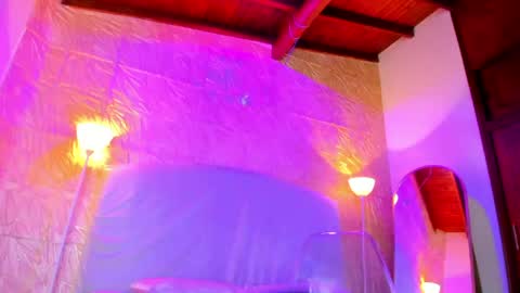 kimberly gonzalez online show from April 2026 07:45:01 AM