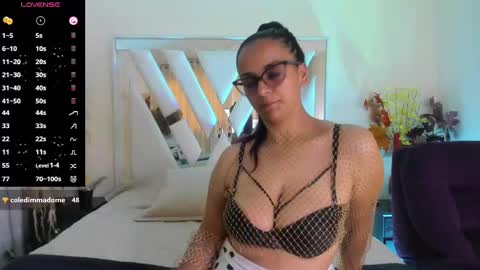 Snapshot of kimberly_norris chatting on September 2025 08:54:01 PM KIM online show from September 2025 08:54:01 PM