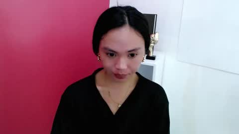 Kimberly online show from April 2026 10:51:01 PM