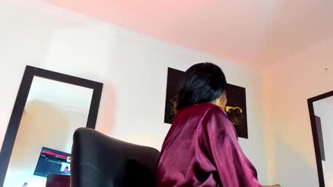 Kimberly Banks online show from February 2026 10:27:01 AM