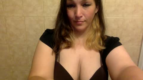 Snapshot of kimberlylynn chatting on July 2026 10:12:01 PM KimberlyLynn online show from July 2026 10:12:01 PM