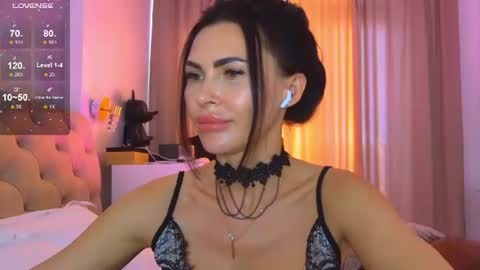 KIm online show from June 2026 02:52:01 PM