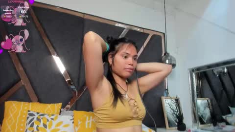 Snapshot of kimianal chatting on November 2025 02:06:01 PM Kimy online show from November 2025 02:06:01 PM