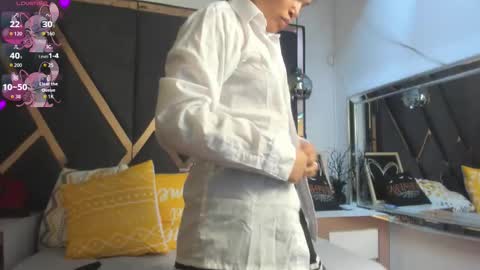 Snapshot of kimianal chatting on January 2026 01:48:02 PM Kimy online show from January 2026 01:48:02 PM