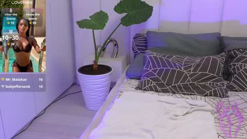 Kim online show from December 2024 08:19:02 AM