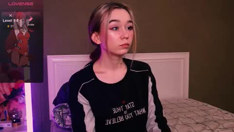 Kimiko online show from December 2025 11:48:01 AM