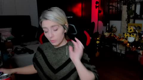 Wolfs Girl online show from September 2025 06:24:02 PM