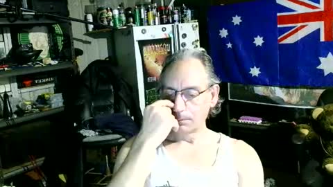 Snapshot of kimintheshed chatting on May 2026 10:12:02 AM kimintheshed online show from May 2026 10:12:02 AM