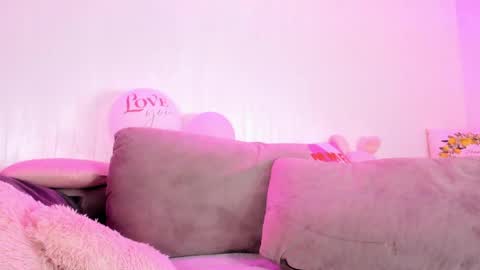Snapshot of kimkardassiann chatting on April 2026 03:11:01 AM Natalie online show from April 2026 03:11:01 AM