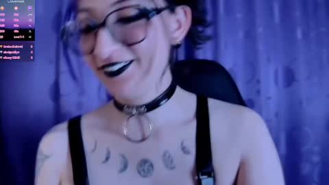 Snapshot of kimlennox_ chatting on January 2025 07:26:02 PM   online show from January 2025 07:26:02 PM
