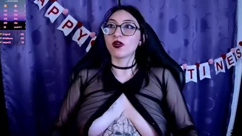 Snapshot of kimlennox_ chatting on February 2025 01:47:01 AM   online show from February 2025 01:47:01 AM