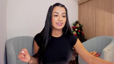 Kim  online show from December 2025 03:26:02 AM