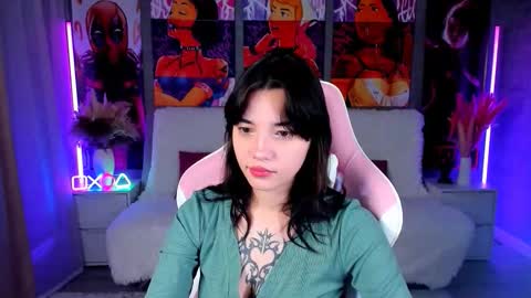 Snapshot of kimm_wong chatting on December 2025 12:32:01 PM kimm wong online show from December 2025 12:32:01 PM