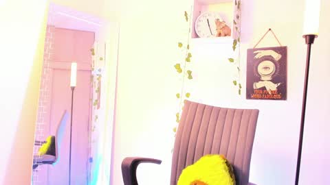 Kimm online show from December 2024 06:39:02 PM