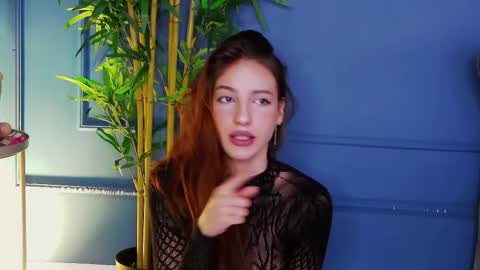 kimmdaviss online show from February 2026 07:15:02 AM