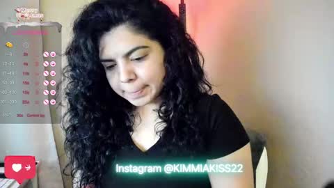 Snapshot of kimmiakiss22 chatting on December 2024 12:36:01 AM Kimmi online show from December 2024 12:36:01 AM