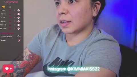 Snapshot of kimmiakiss22 chatting on January 2025 06:46:01 AM Kimmi online show from January 2025 06:46:01 AM