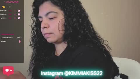 Snapshot of kimmiakiss22 chatting on January 2025 11:52:02 PM Kimmi online show from January 2025 11:52:02 PM