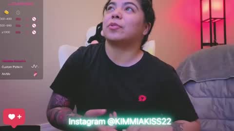 Snapshot of kimmiakiss22 chatting on January 2025 03:36:02 AM Kimmi online show from January 2025 03:36:02 AM