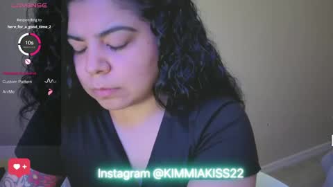 Snapshot of kimmiakiss22 chatting on February 2025 09:29:02 PM Kimmi online show from February 2025 09:29:02 PM
