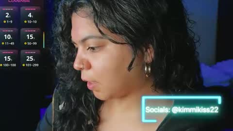 Snapshot of kimmiakiss22 chatting on September 2025 12:47:01 AM Kimmi online show from September 2025 12:47:01 AM