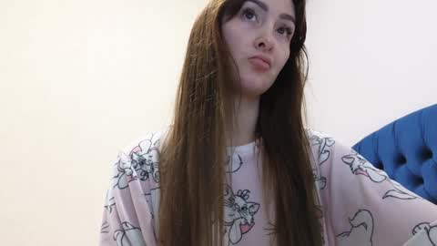 Kimmie online show from November 2025 08:29:01 PM