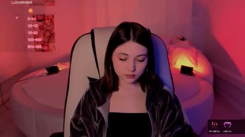  Your Kimmie  follow me  online show from October 2025 07:42:01 AM