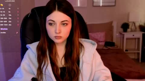 Snapshot of kimmie_shine chatting on May 2026 02:14:02 PM Your Kimmie follow me online show from May 2026 02:14:02 PM