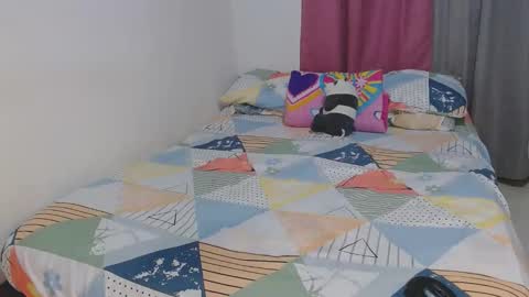 Snapshot of kimmy94192 chatting on January 2025 01:13:01 PM kimmy94192 online show from January 2025 01:13:01 PM