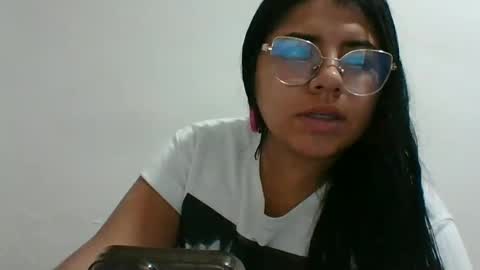 Kimmy online show from February 2025 06:37:02 PM