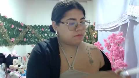 Kimmy online show from November 2025 03:09:02 AM