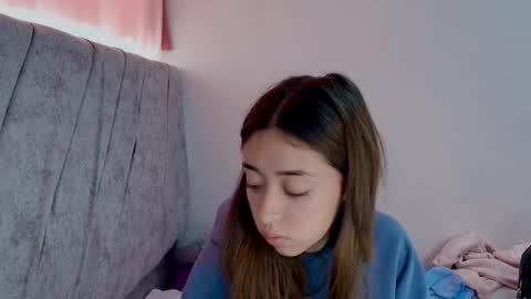 Snapshot of kimmy_veggaa chatting on October 2025 04:29:02 PM kimm online show from October 2025 04:29:02 PM