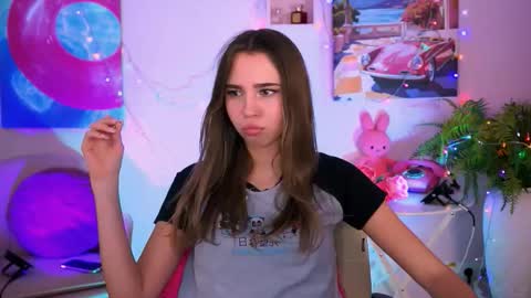 kimporins online show from December 2025 02:35:02 PM