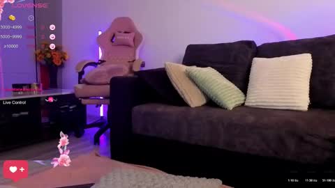 Snapshot of kimskye chatting on March 2026 02:23:02 PM KimSkye online show from March 2026 02:23:02 PM