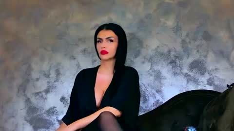 Kim Wilmes online show from July 2026 01:58:02 PM