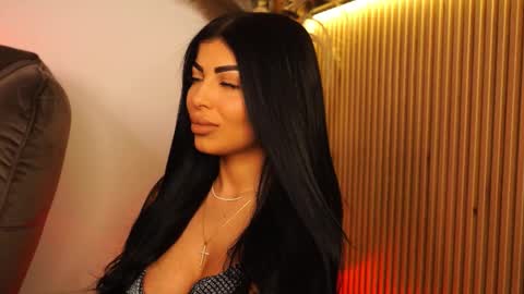 Andreea online show from November 2025 10:42:02 PM