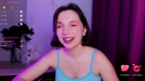 Snapshot of kindhazelhere_ chatting on November 2025 10:20:02 PM Hazel online show from November 2025 10:20:02 PM