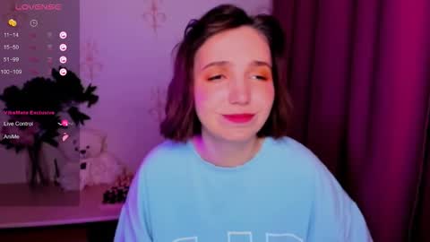 Snapshot of kindhazelhere_ chatting on November 2025 12:22:01 AM Hazel online show from November 2025 12:22:01 AM