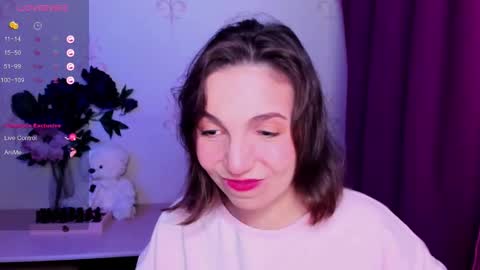 Snapshot of kindhazelhere_ chatting on February 2026 11:17:01 PM Hazel online show from February 2026 11:17:01 PM