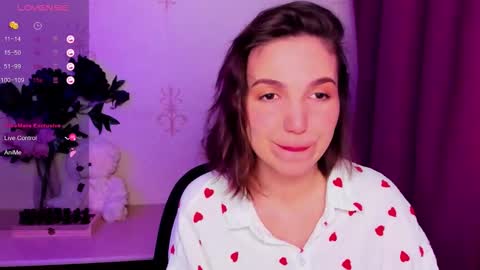 Snapshot of kindhazelhere_ chatting on February 2026 11:58:02 PM Hazel online show from February 2026 11:58:02 PM