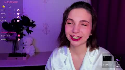 Snapshot of kindhazelhere_ chatting on February 2026 12:20:01 AM Hazel online show from February 2026 12:20:01 AM