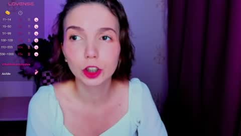Snapshot of kindhazelhere_ chatting on July 2026 04:05:02 AM Hazel online show from July 2026 04:05:02 AM