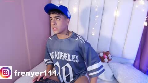 king  help me reach 100 likes online show from February 2025 02:14:01 AM