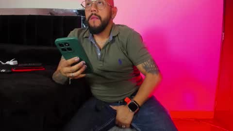 king_bear_25 online show from March 2026 01:12:02 AM