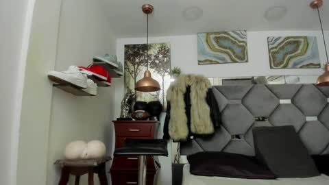 Snapshot of king_fitt_ chatting on February 2025 04:52:01 PM HOT MEN BLACK online show from February 2025 04:52:01 PM