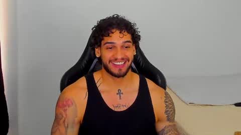 Snapshot of king_of_kings__ chatting on July 2026 10:09:02 PM king_of_kings__ online show from July 2026 10:09:02 PM